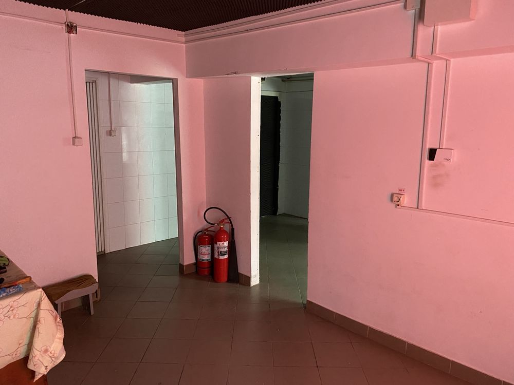 Vand apartament cu 2 camere !