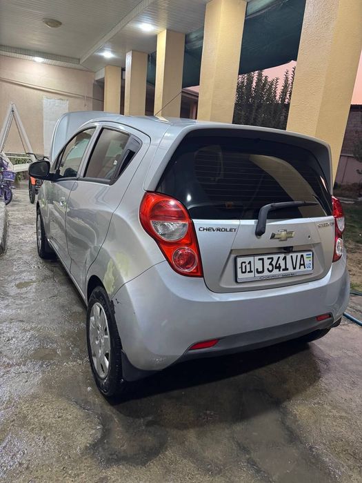Chevrolet spark 2 pozitsiya 2015 arenda