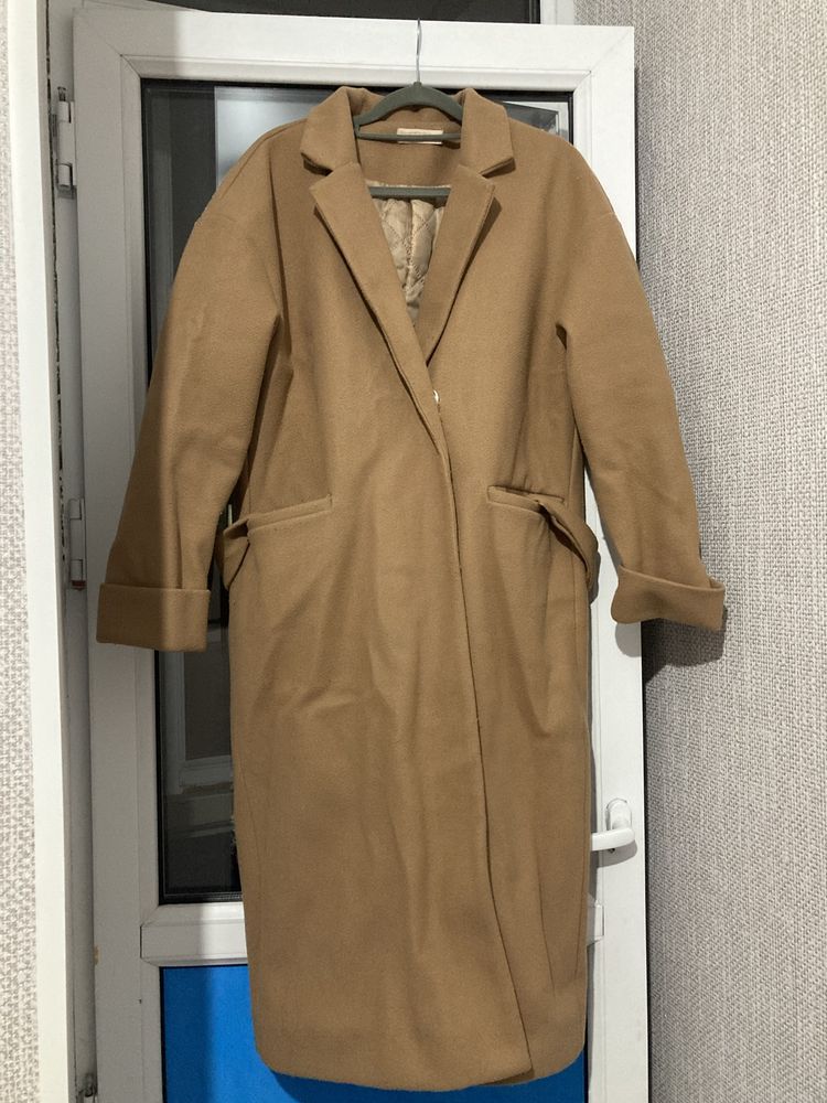 продам коричневое пальто