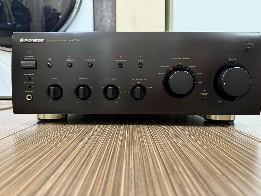 Pioneer A-602 стерео усилвател