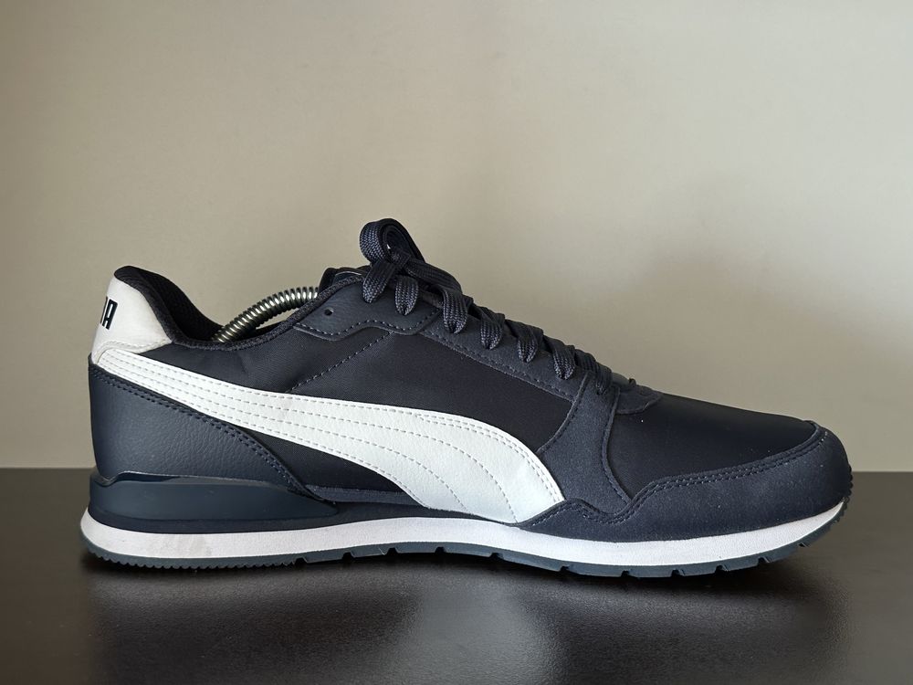 PUMA ST RUNNER V3/ 44.5номер 29см Стелка Като Нови