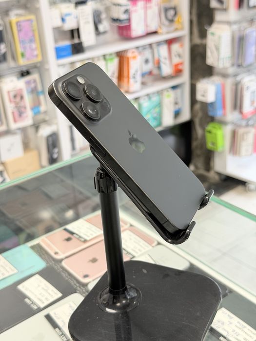 Apple iPhone 15 Pro 256GB Black Titanium