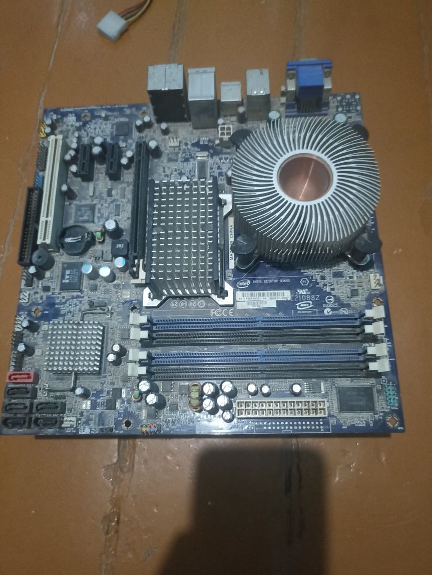 Материнская плата Intel DQ45CB