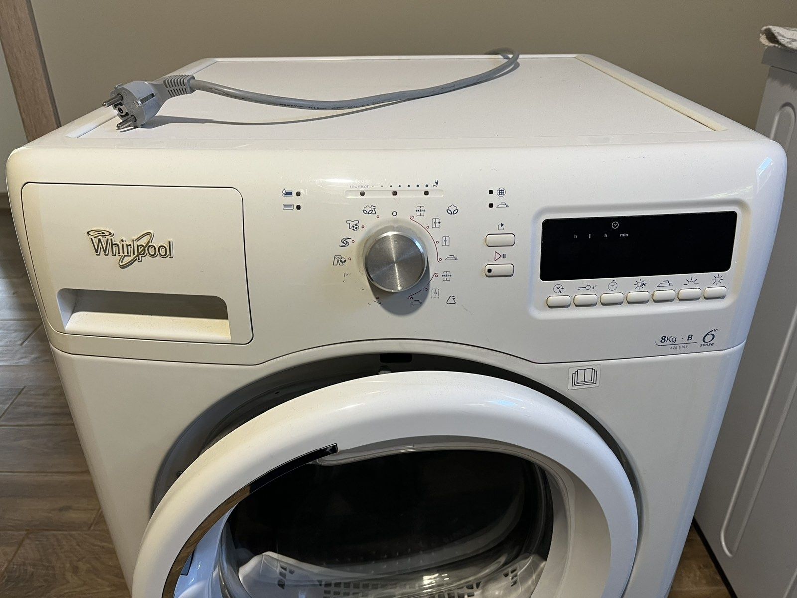 Сушилна машина Whirlpool AZB 8785Сушилна Whirlpool AZB 8785