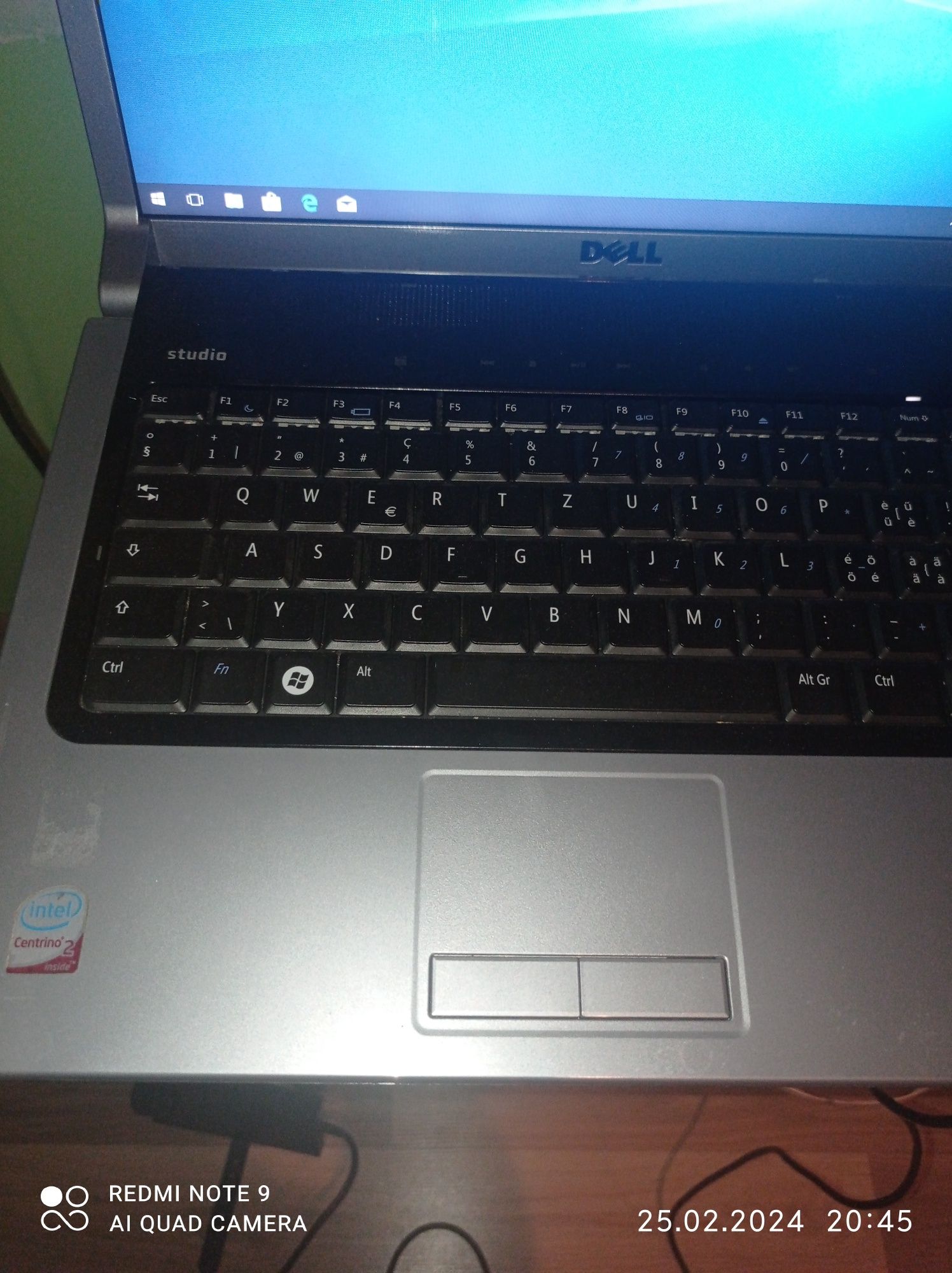 Dell pp33l лаптопи
