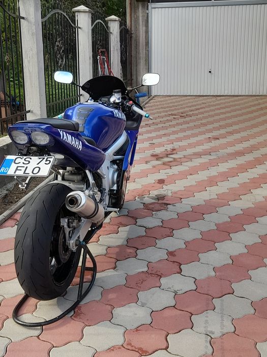 Motor Yamaha R6 2002