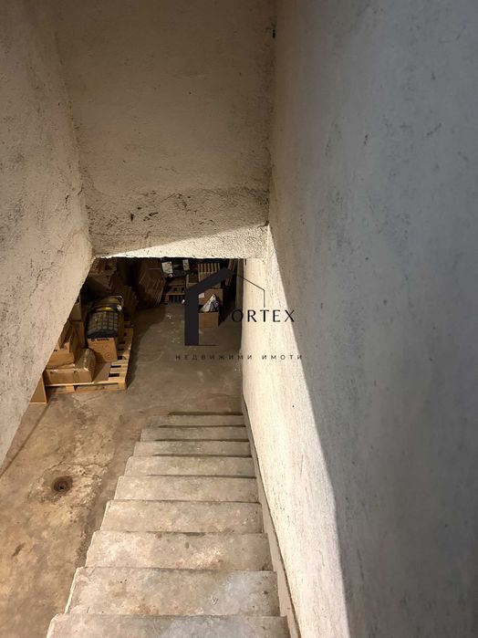 Продава се Магазин в с. Веринско, Област София-област - 521 кв.м за 327 €/кв.м - Снимка #14