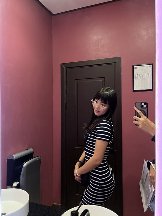 Платье средней длины в полоску