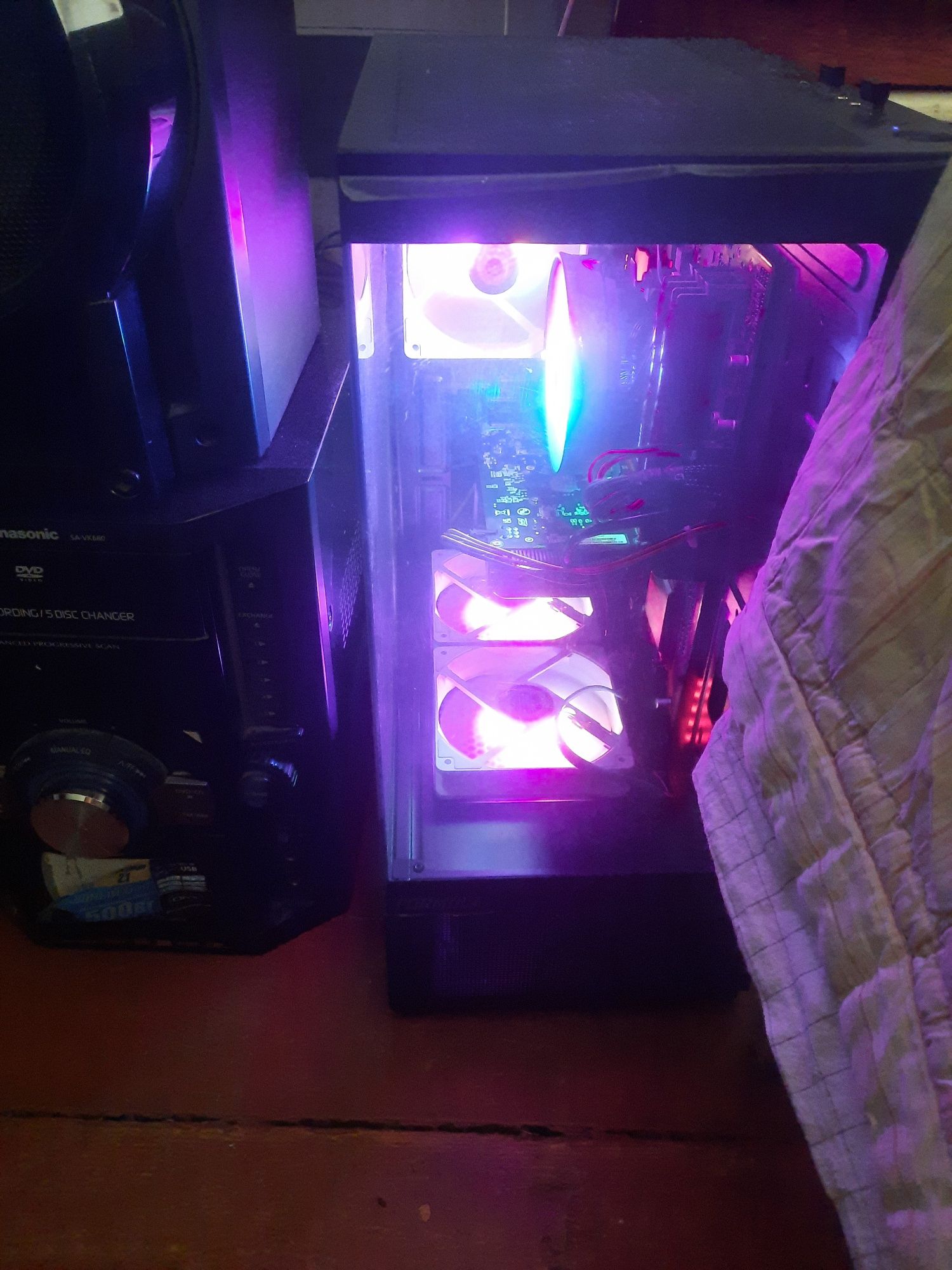 Игровой CS2 Core i7 7700 (Xeon 1240 v5) geforce 1650, 16 gb ddr4
