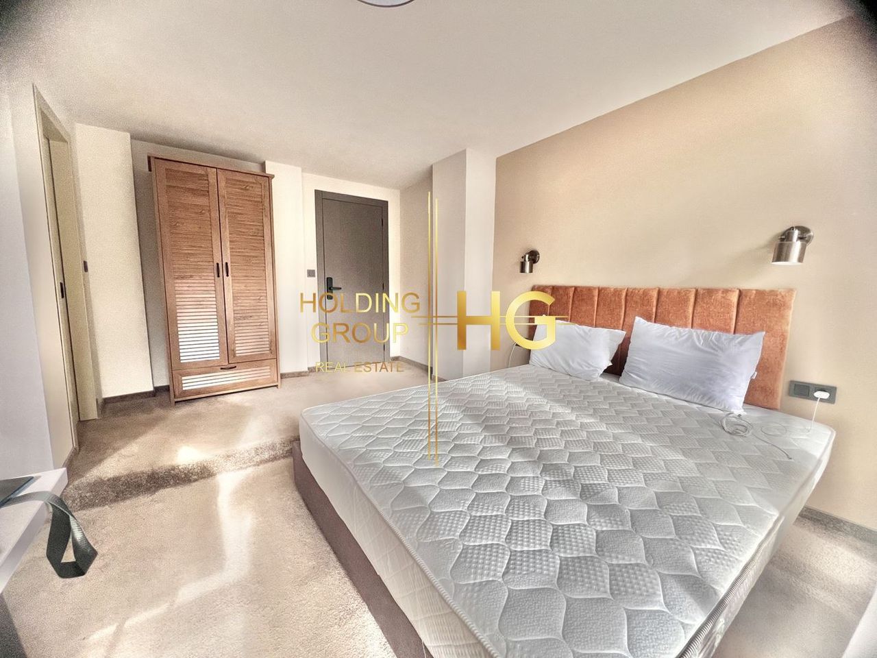 Продава се Многостаен апартамент в к.к. Св.Св. Константин и Елена - 220 кв.м за 2182 €/кв.м - Снимка #7
