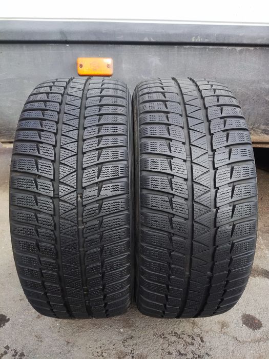 2бр. зимни гуми 215/45/16 Falken Euro Winter 
7mm
Много добро състояни
