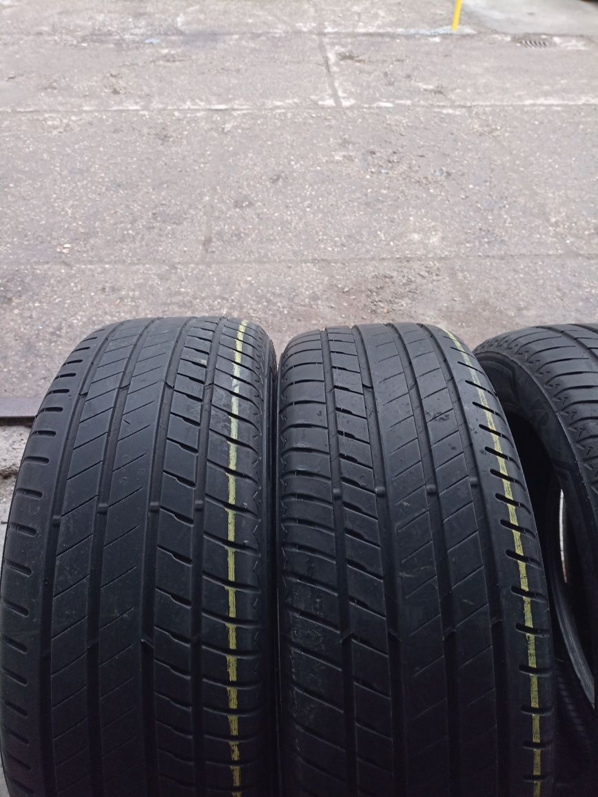 4 anvelope de vara Bridgestone 245/50 R19 dot 3521