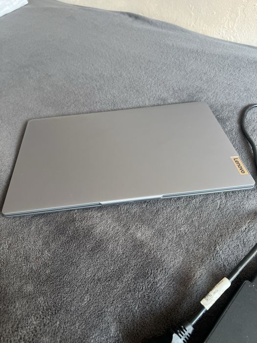Лаптоп Lenovo IdeaPad Slim 3 (15IAH8) – i5-12450H, 16GB RAM, 512GB SSD