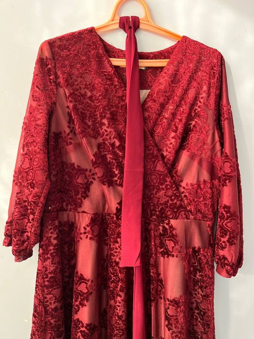 Gatovi ko'ylak 50 52 razmerda