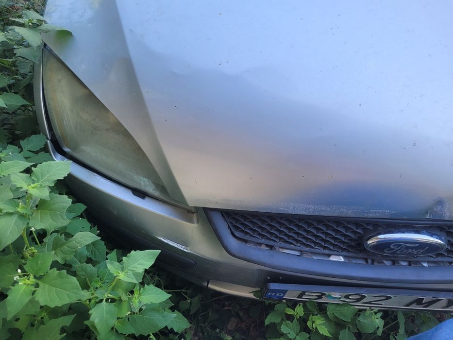 Ford focus 2 usor avariat