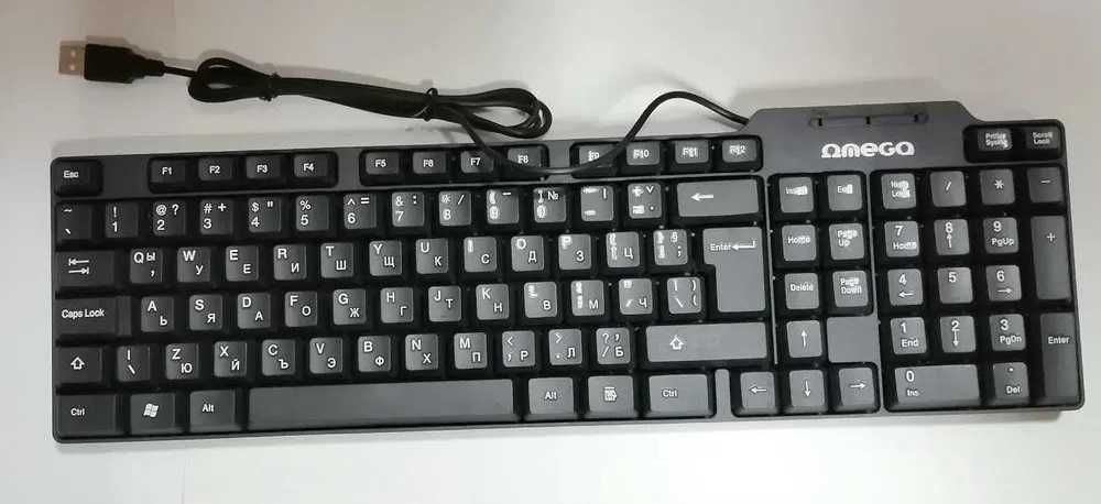 Компютърна клавиатура с БДС кирилизация