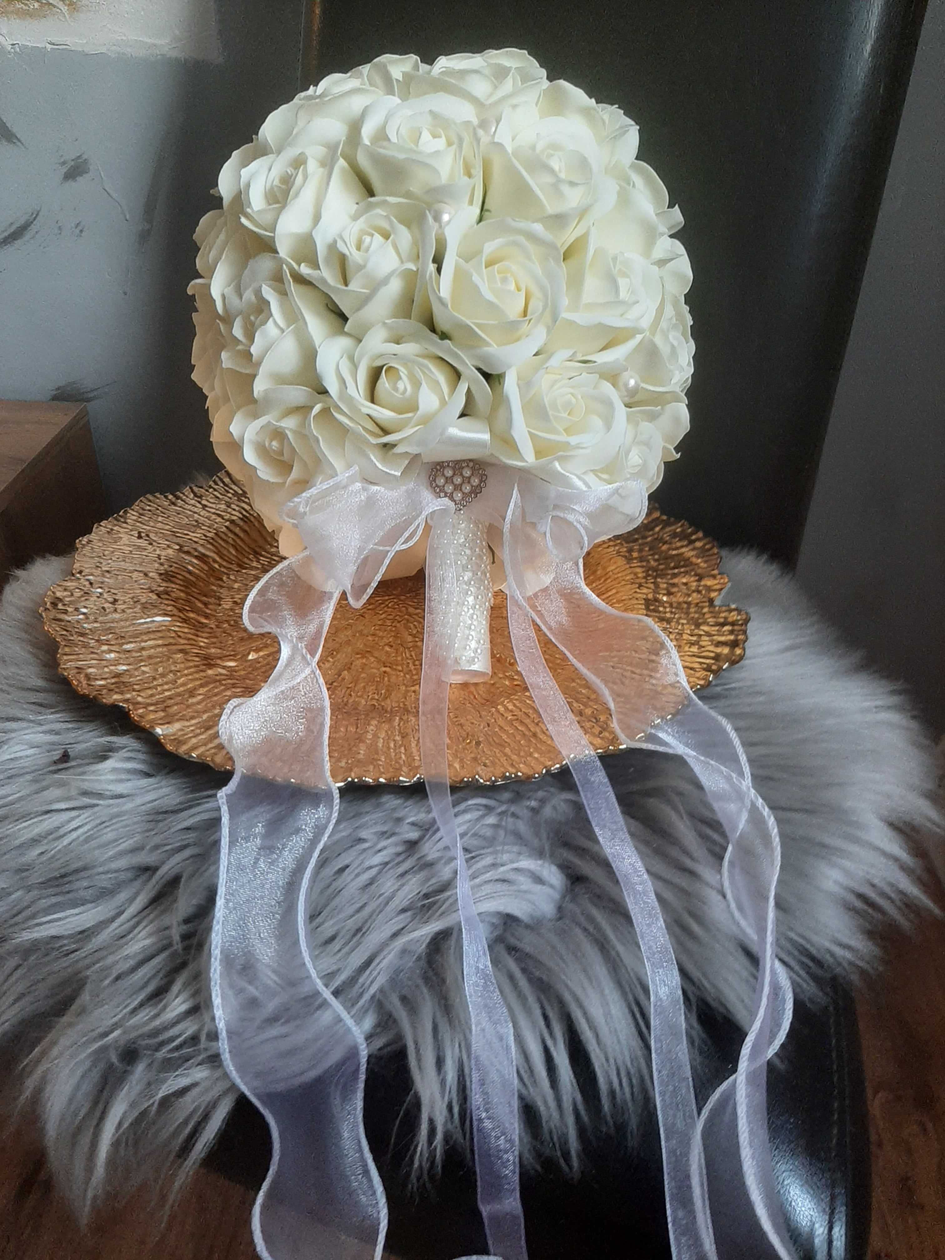 Buchet de mireasa din flori de sapun