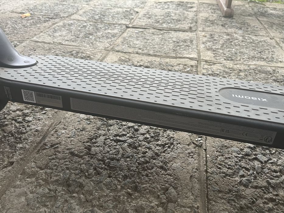 Продавам електрическа тротинетка xiomi electric 3 lite