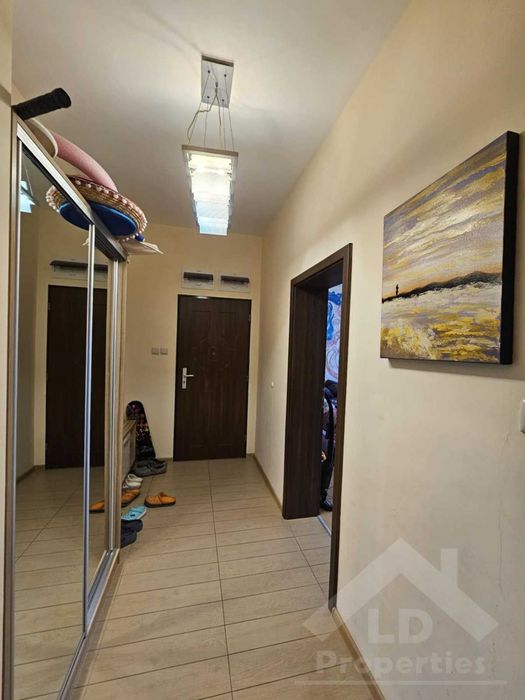 Многостаен апартамент с гледка към морето в к.к.Чайка