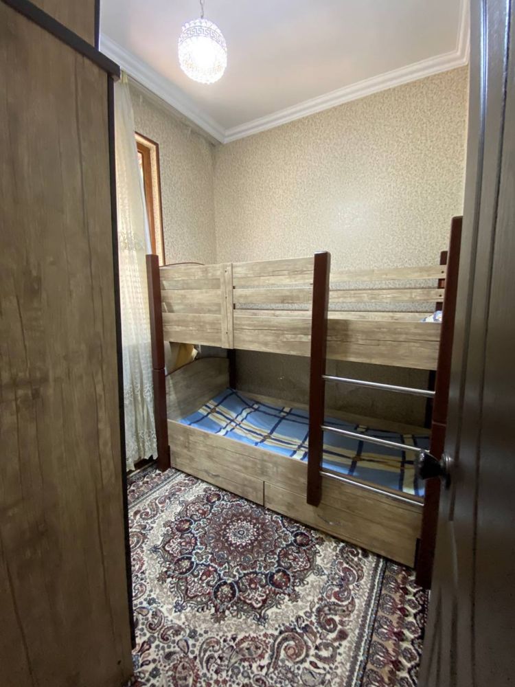 Чиланзар 14.  2 х комнатная квартира в аренду Срочно