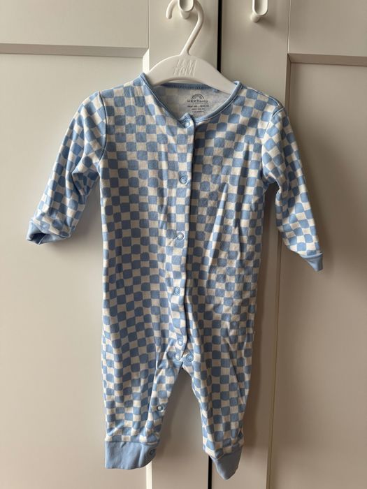 Next Бебешко яке и пижама 6-9 месеца