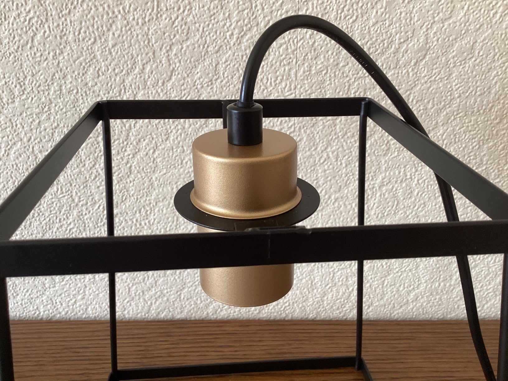 Декоративна висяща висяща таванна лампа с абажур в метална кутия