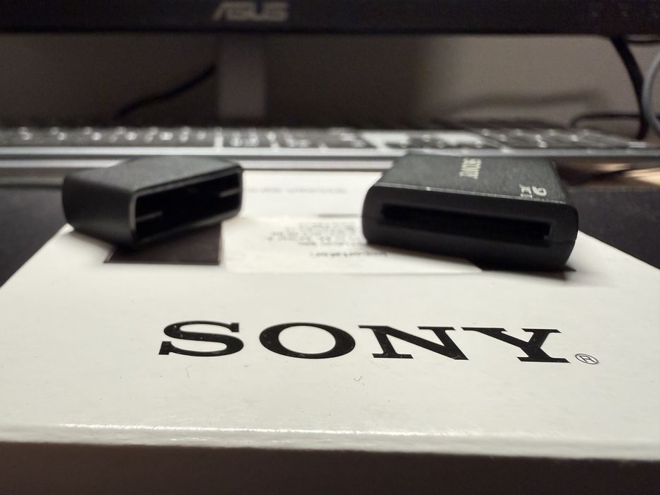 Sony MRW-S1 - Cititor carduri SD