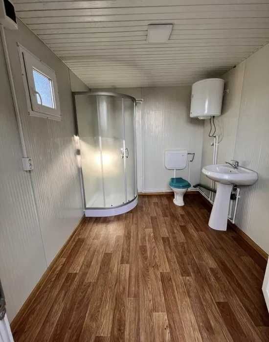 Container tip toalete 	6m	x	2.4m