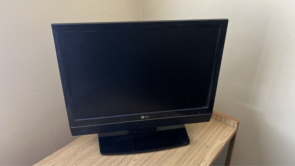 Телевизор LG 19inch