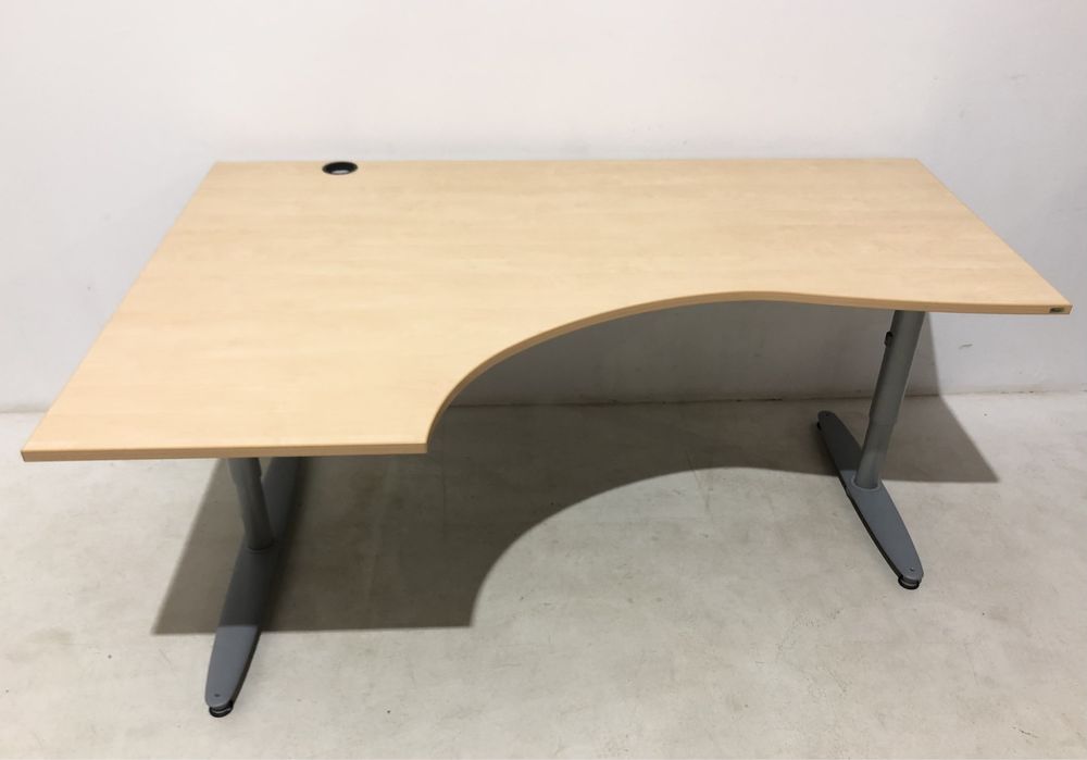 Stoc 40 Buc. Birou de Colț Reglabil pe Înălțime 180X120 cm; Masă Lucru