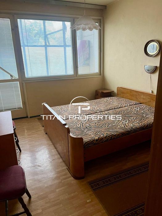 Тристаен апартамент в кв. Каменица 1