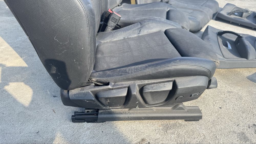 BMW F30 кожен салон