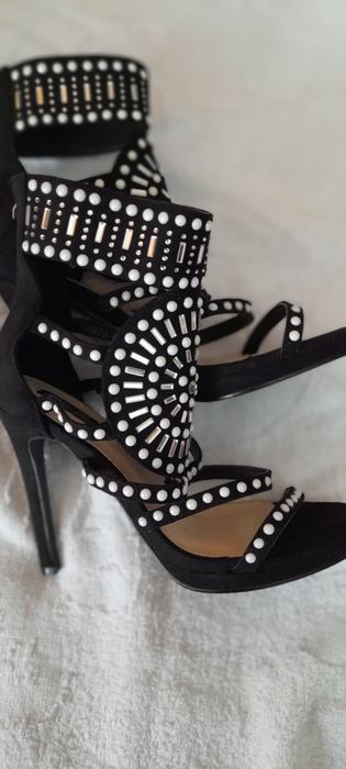 Sandale foarte elegante