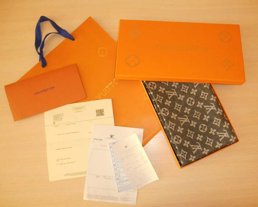 Eșarfă pentru femei Louis Vuitton 0336