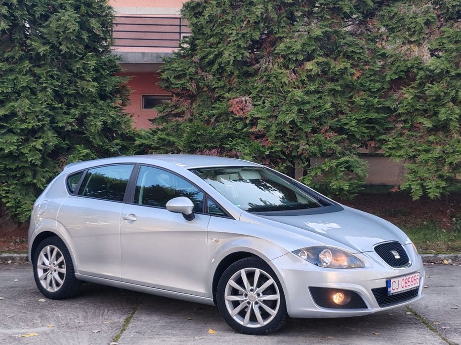 Vând seat Leon an 2011//14 benzina