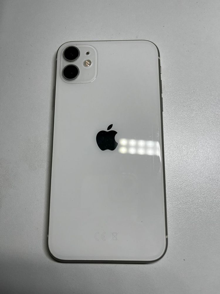 Iphone 11 память 128гб продам в отличном состоянии
