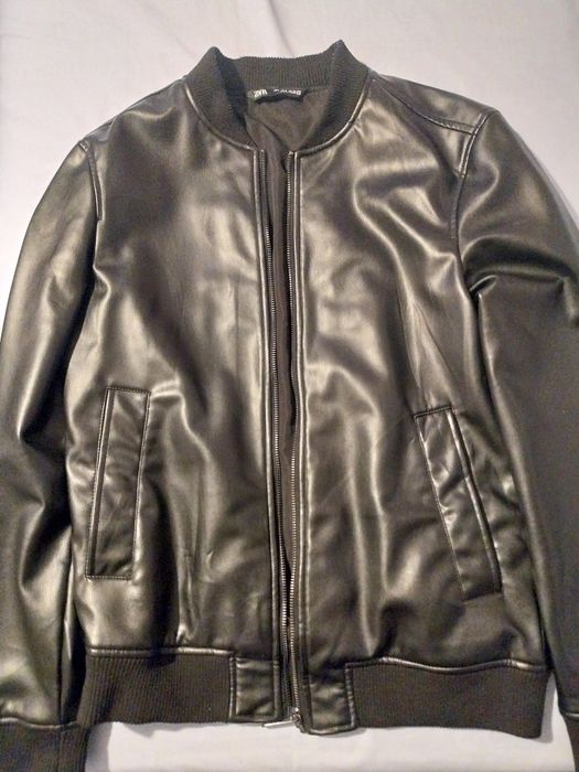 Кожено. яке ZARA.