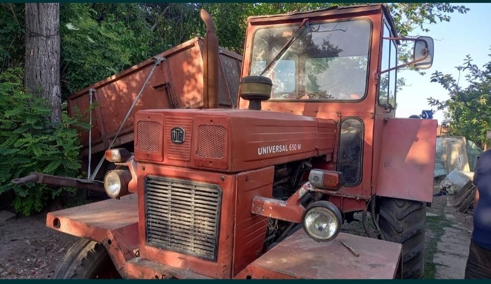 De vanzare tractor U650M