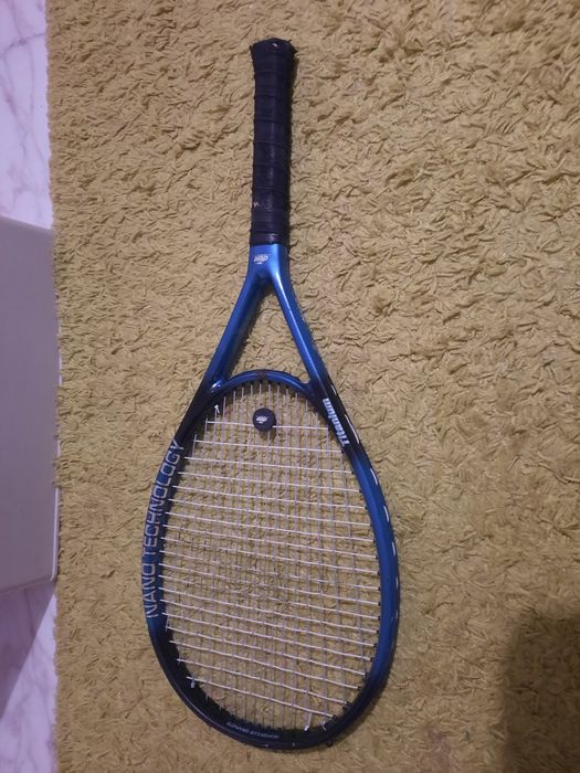 Rachetă,paletă de tenis