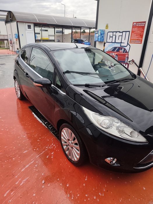 Ford fiesta de vanzare