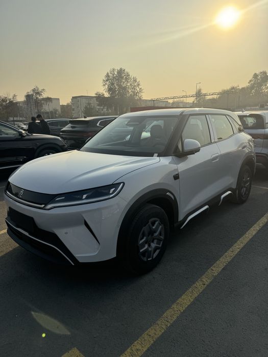 BYD Yuan up Smart drive 401 ev  Restyling 2025