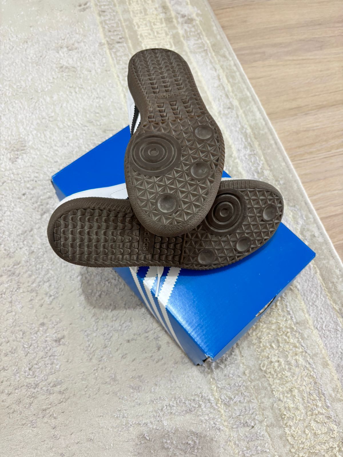 Продается Adidas Samba