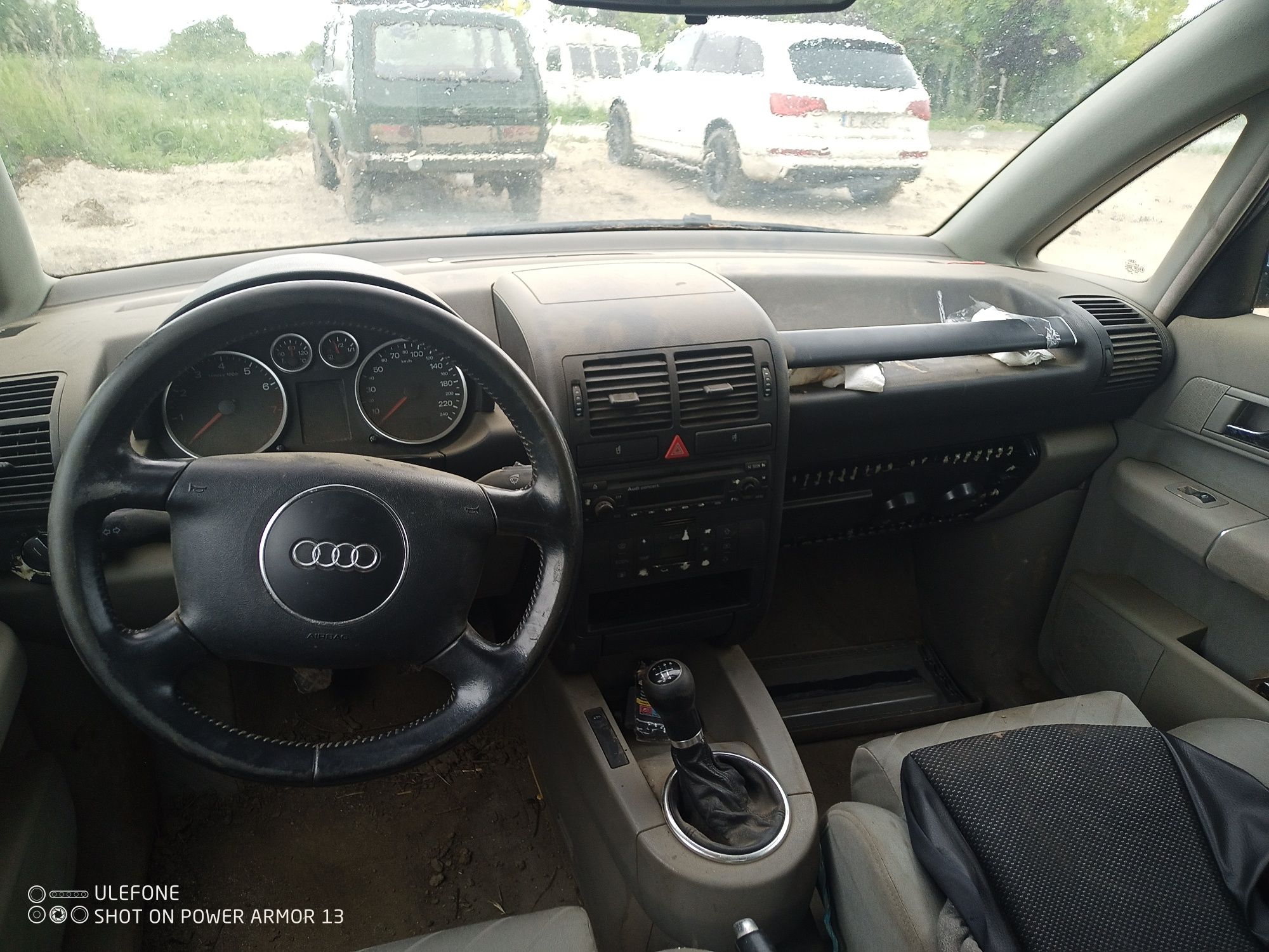 Audi A2 de reparat sau piese