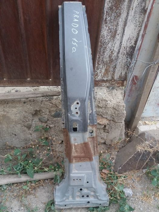 Стойка средняя правая на прадо 150, 2013г.в