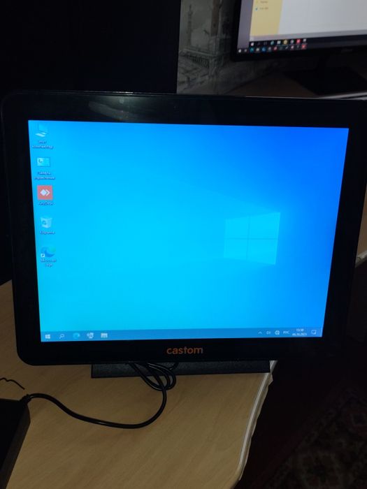 Pos моноблок сенсорный