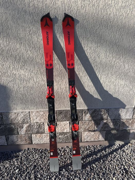 Schiuri Atomic 1,57 FIS