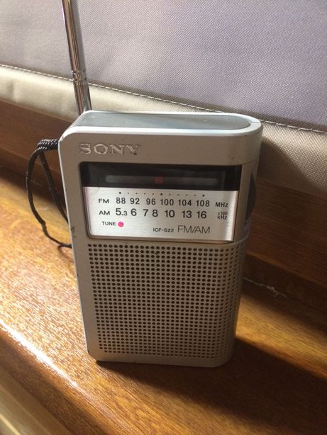 Vintage radio Sony ICF-S22