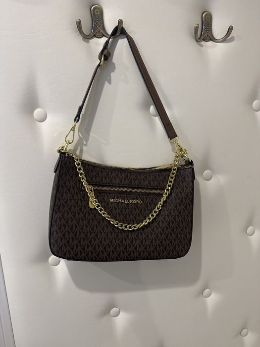 Продам сумку, цена 10000тенге, состояние новая