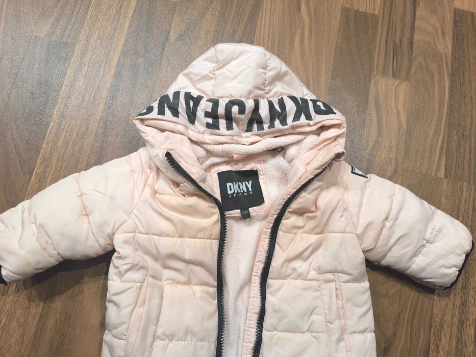 Космонавт за бебе DKNY