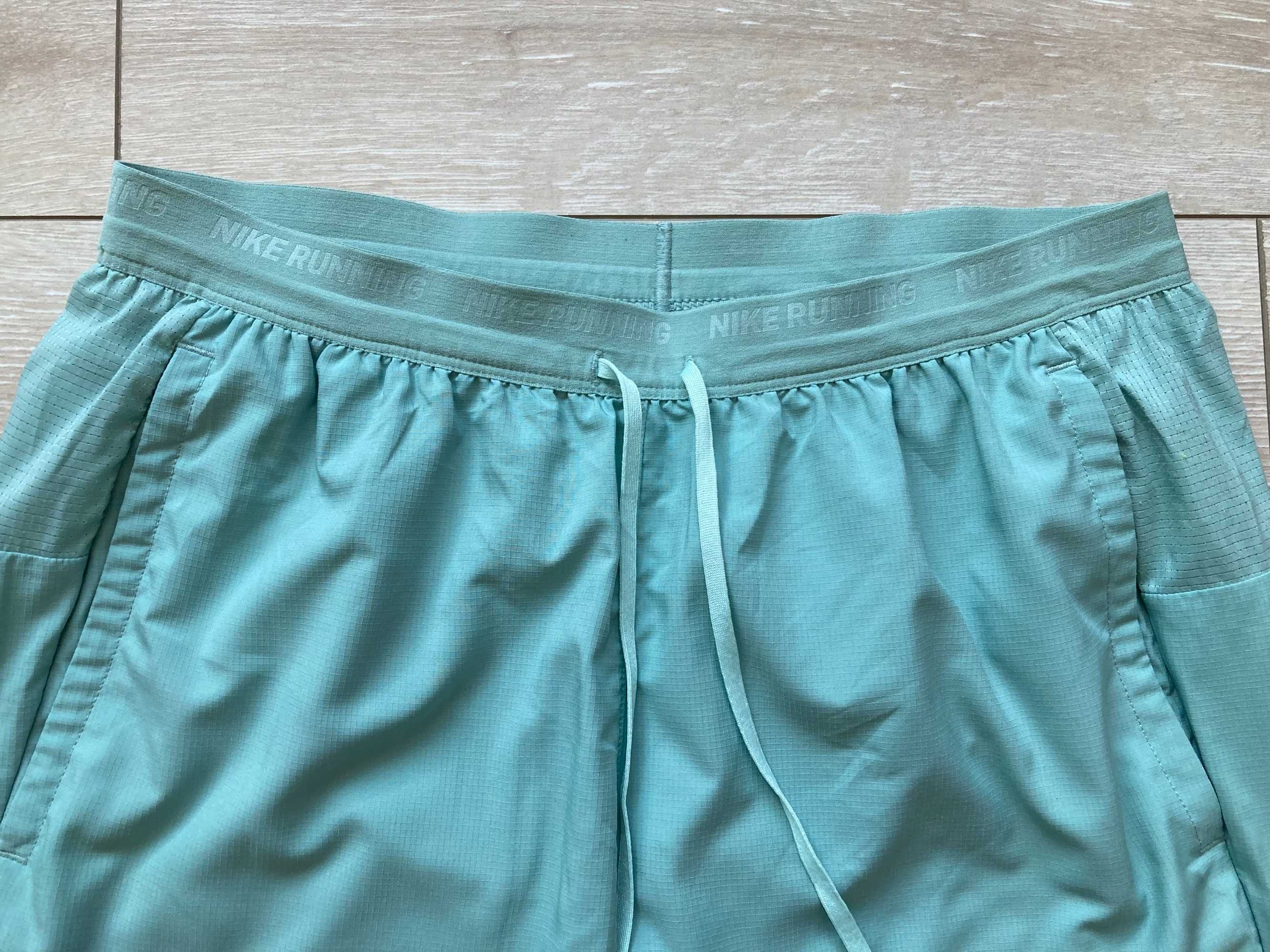 Найк Nike Stride Running Dri Fit  къси панталони къс панталон шорти S